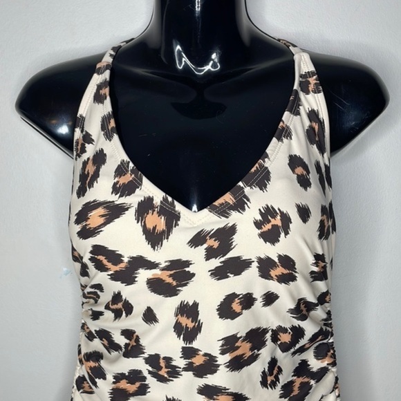 NWT Kona Sol Sz S Cream Leopard Print One Piece Cinched Medium Coverage Swimsuit - Picture 5 of 15